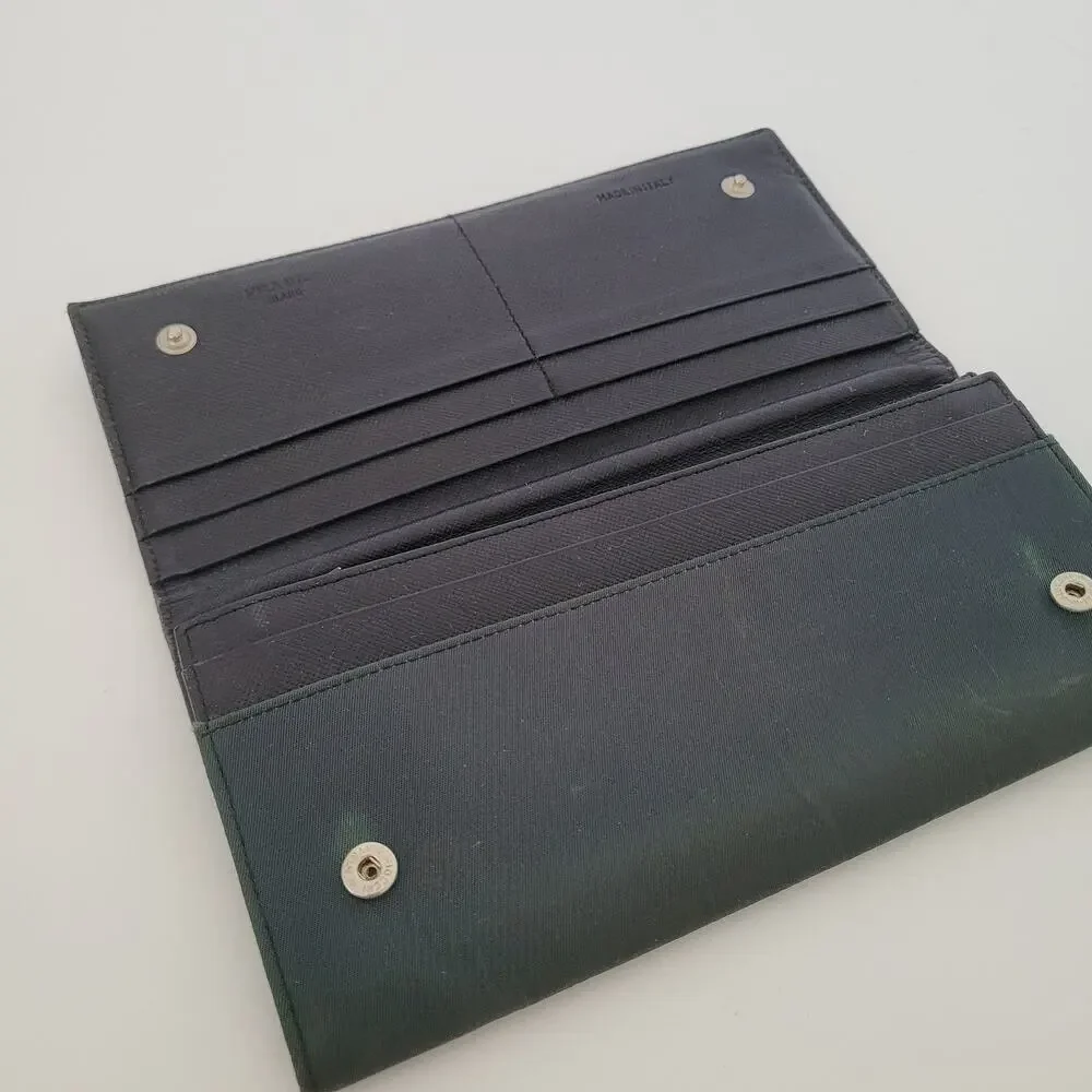 Vintage Prada Milano Green Nylon Saffiano Leather Envelope Wallet Made in Italy‎